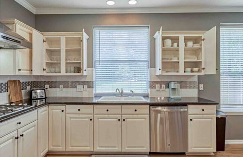 Alden Bridge House | 1 Story/3BR/Easy Access to all Woodlands amenities