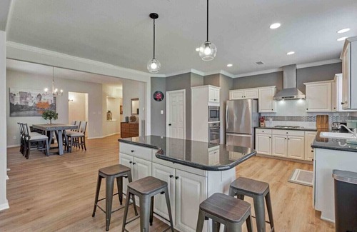 Alden Bridge House | 1 Story/3BR/Easy Access to all Woodlands amenities