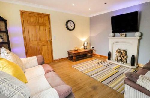 Cemaes Bay House | 1 The Old Smithy