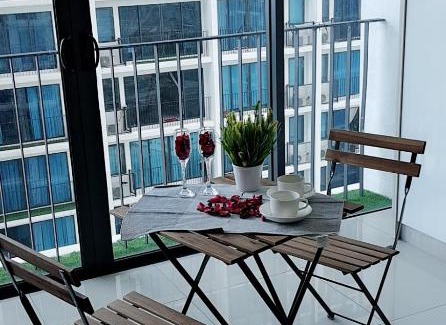 Shah Alam Apartment | 1 Trefoil Setia Alam 4 pax 1min to Setia City Mall