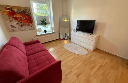 Ravensberg - Brunswik - Dusternbrook Apartment | 1 Zi Whg chic möbliert neben der Universität zu Kiel, 2 Fußminuten zur Ostsee,Uniklinik,Seebäder mit eigenem Parkplatz