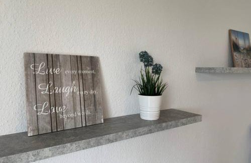 Nordost Apartment | 1 Zi-Whg, Netflix, Wifi, Küche, 15min zum Zentrum