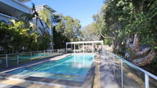 Hawks Nest House | 10 - 13 - 15 Beach Rd Hawks Nest