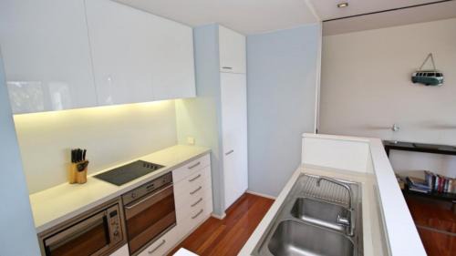 Hawks Nest House | 10 - 13 - 15 Beach Rd Hawks Nest