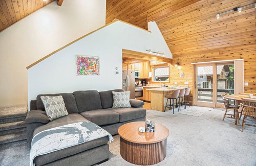 Manistee House | 10-Acre Family Home Near Lk MI