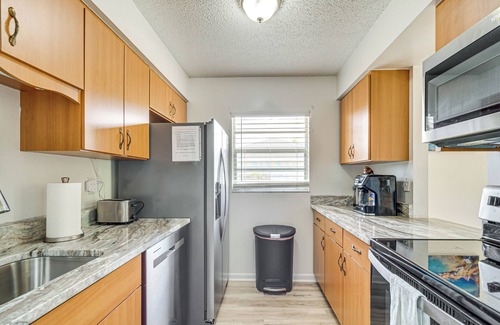 Silver Springs Shores House | 10 Mi to Dtwn Ocala: Dog-Friendly Home w/Fire Pit