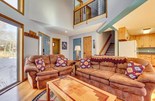 Wildernest House | 10 Mi to Keystone Resort Cabin with Private Hot Tub