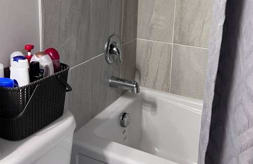 Calgary Apartment | 10 mins from airport, walkout basement apt.