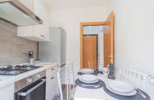 Albate Apartment | 10 minutes from the lake