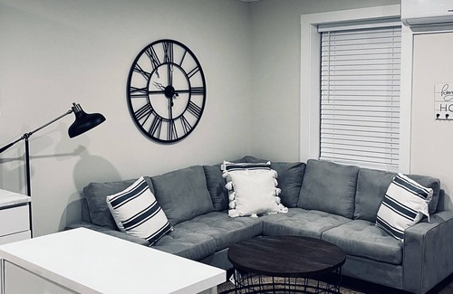 Forest Apartment | 10 minutes to Liberty University in quiet upscale neighborhood