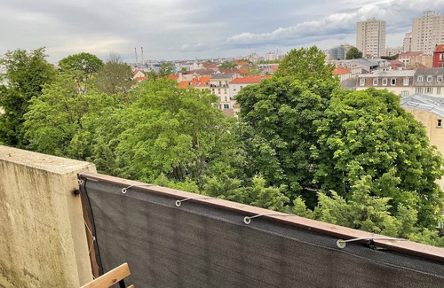 Choisy-le-Roi Apartment | 10 mn from Orly and Paris, 3-room apartment in a quiet residence.