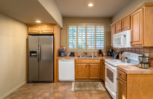 Pinnacle Peak Apartment | 10% OFF! PARSONS VILLAS - Troon Garden Casita | Serene Setting, Heated Pool, Pool, GOLF & Horses!