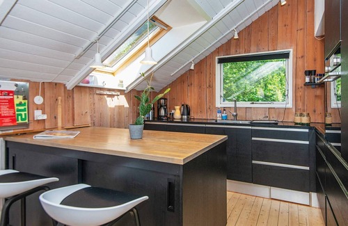 Pøt Strandby House | 10 person holiday home in Juelsminde-By Traum