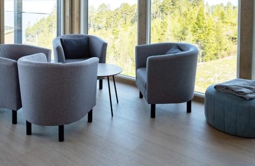 Inderoy House | 10 person holiday home in INDERØY-By Traum