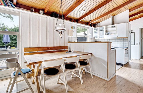 Helberskov Strand House | 10 person holiday home in Hadsund