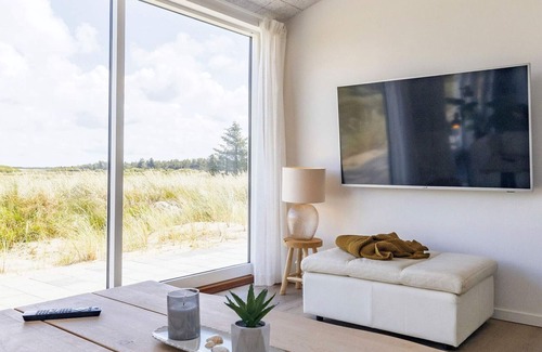 Grærup Strand House | 10 person holiday home in Oksbøl