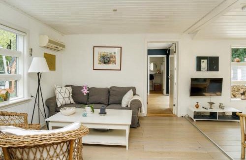 Udsholt Sand House | 10 person holiday home in Græsted-By Traum