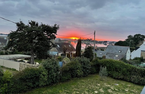 Sene House | 100 M2 T3 APARTMENT on the 2nd floor of a contemporary house with SEA VIEW