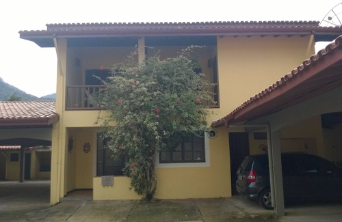 Lagoinha Apartment | 100 meters from the beach and access the trail to deserted beaches.