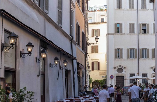 Rione VIII Sant'Eustachio Apartment | 100 STEPS FROM THE PANTHEON !