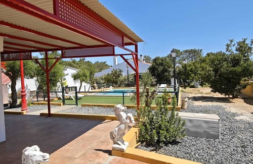 Lepe Villa | 1000 M2 GARDEN HOUSE WITH PRIVATE POOL LA ANTILLA