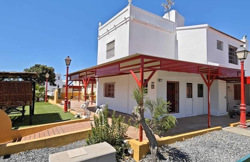 Lepe Villa | 1000 M2 GARDEN HOUSE WITH PRIVATE POOL LA ANTILLA