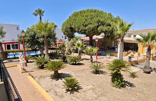 Lepe Villa | 1000 M2 GARDEN HOUSE WITH PRIVATE POOL LA ANTILLA