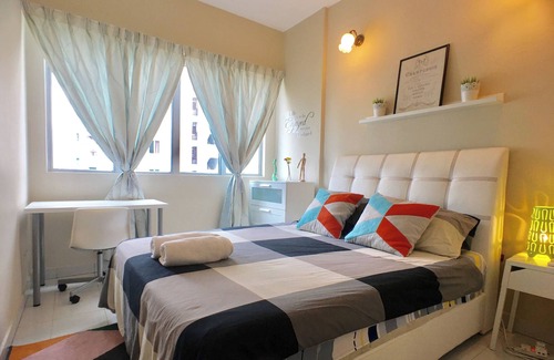 Subang Jaya Apartment | 100Mbps WIFI @ Subang Jaya KTM Homestay