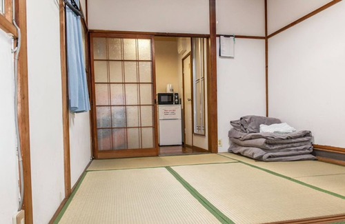 Honmachi House | 101 Easy Access to Shinjuku - Smile House 101 / Shibuya-ku Tokyo