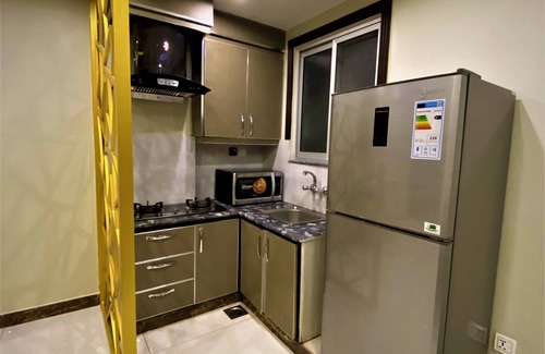 Bahria Town Apartment | 101 - Experience Luxury Living with Modern Amenities