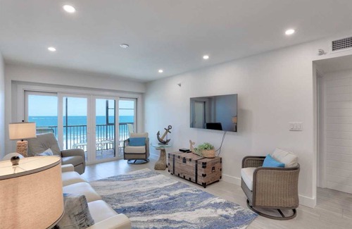 Madeira Beach Condo | 105 m² Condo ∙ 3 bedrooms ∙ 8 guests