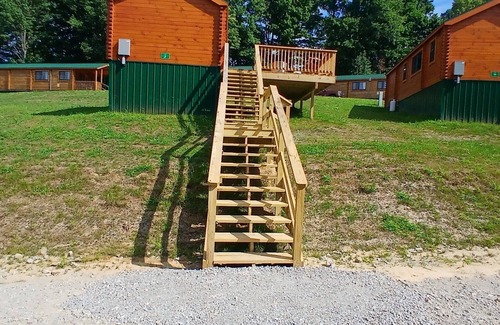 Logan Cabin | 107) Ibis Log Cabin. Close to Hocking Hills State Park and more!