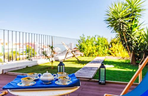 Santa Engracia Apartment | 110m2 flat, large terrace with a view and a garden