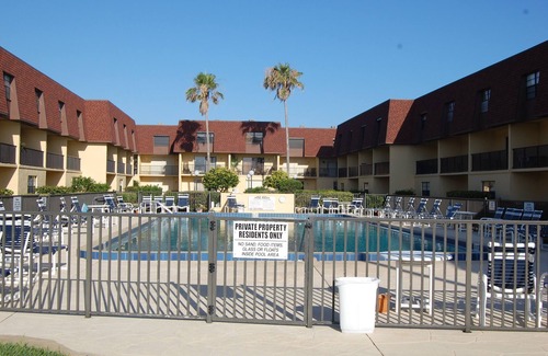 Avon By The Sea Condo | 117 Cocoa Beach Club Direct Oceanfront Next to Pier, Dog Friendly