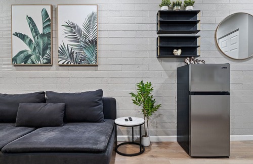 Maryvale House | 12 Minutes From Downtown Phoenix - 1 Bedroom