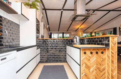 Fjellerup Strand House | 12 person holiday home in Glesborg-By Traum