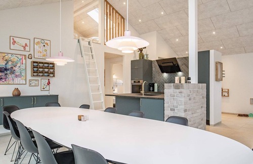 Grønhøj House | 12 person holiday home in Løkken-By Traum