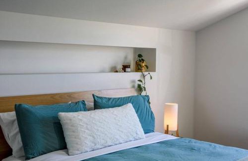 Port Campbell Apartment | 12 Rocks Beach View Loft Central Port Campbell