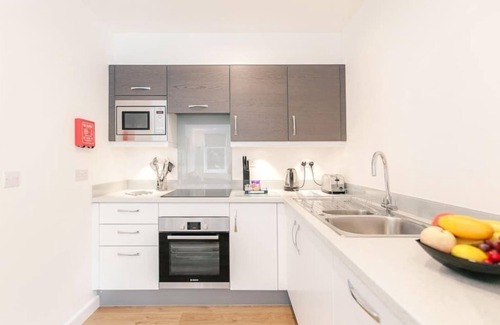 Leatherhead Apartment | 12 Swan House -2 bedroom apartment
