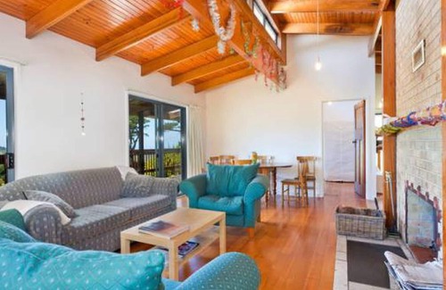 Apollo Bay House | 120 Biddles - Captivating view from the top!