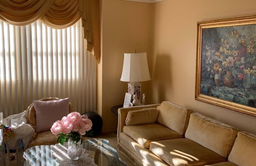 Bayville House | 120 foot walk to semiprivate beach New central air
