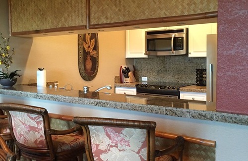 Wailea Condo | 125+ 5star REVIEWS SAYS IT ALL! All upgraded/vaulted ceil/Golf & Ocean view!