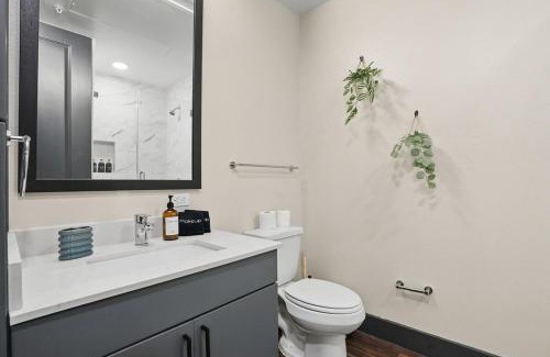 North Burnet Apartment | 12min DT,6min Domain,Studio with Pool plus Free Parking