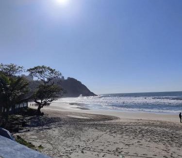 Tombo House | 13-A - Apto 2 dorms c/ar condicionado + 1vaga