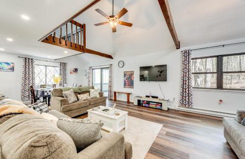 Riverside Estates House | 13 Mi to Jack Frost Ski Resort Home with Hot Tub