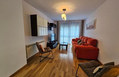 Sardedo Apartment | 13B01 Apartamento con terraza y garaje