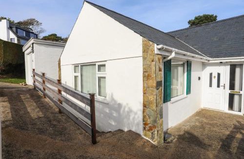 Abersoch House | 14 Cae Pin