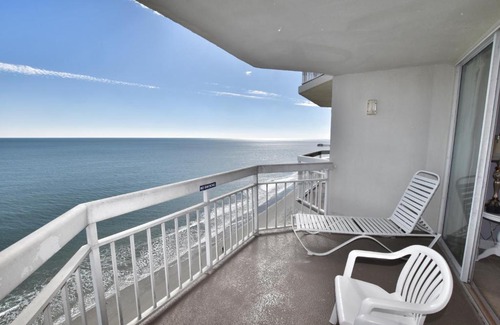 Garden City Apartment | 1406 Waters Edge Resort condo