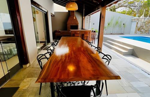 Balneario Praia do Pernambuco Apartment | 140m Praia | Roupa de Cama, Toalhas | 4 Vagas