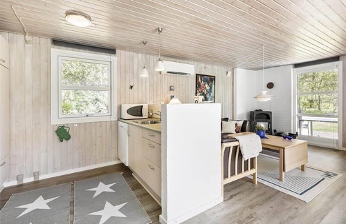 Oster Somarken House | 1414 Aakirkeby - Poserekrogen 34